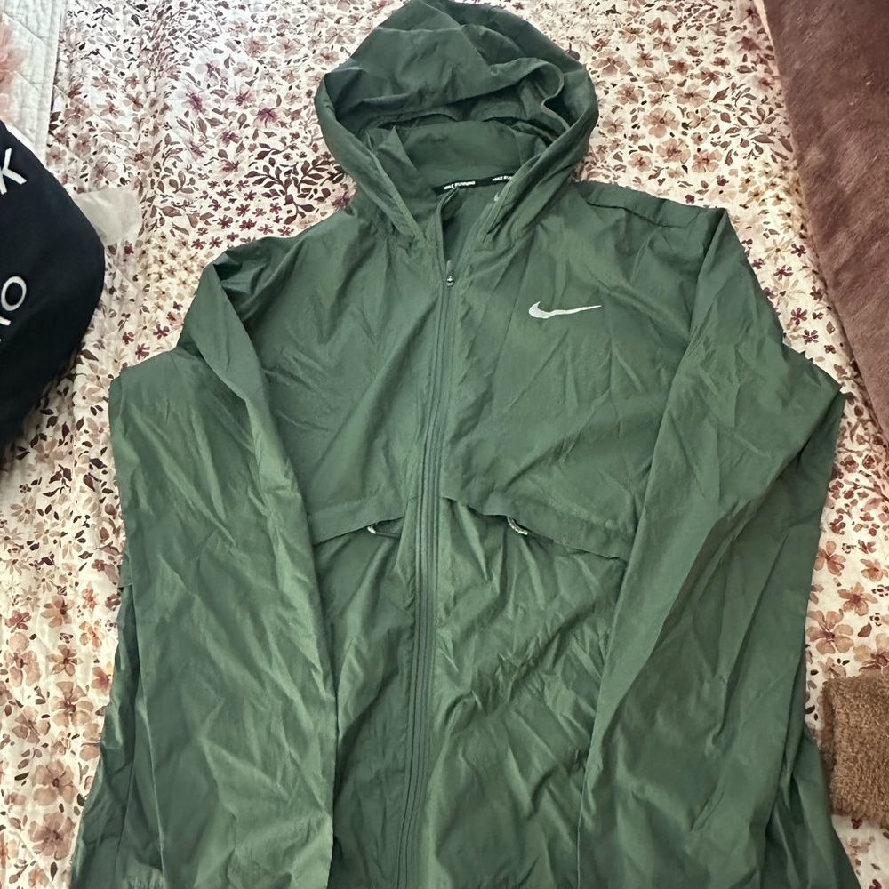 Nike windbreaker